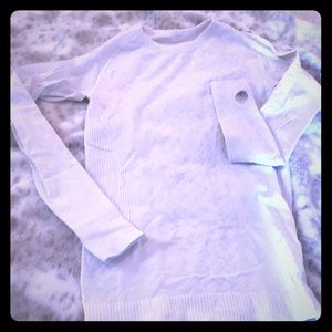 White lulu long sleeve with thumb holes